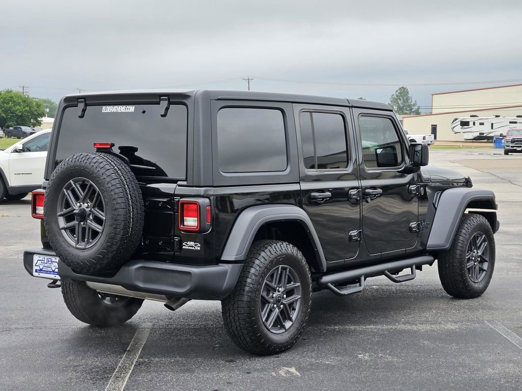 Used 2025 Jeep Wrangler Unlimited Sport AWD/4WD image 6