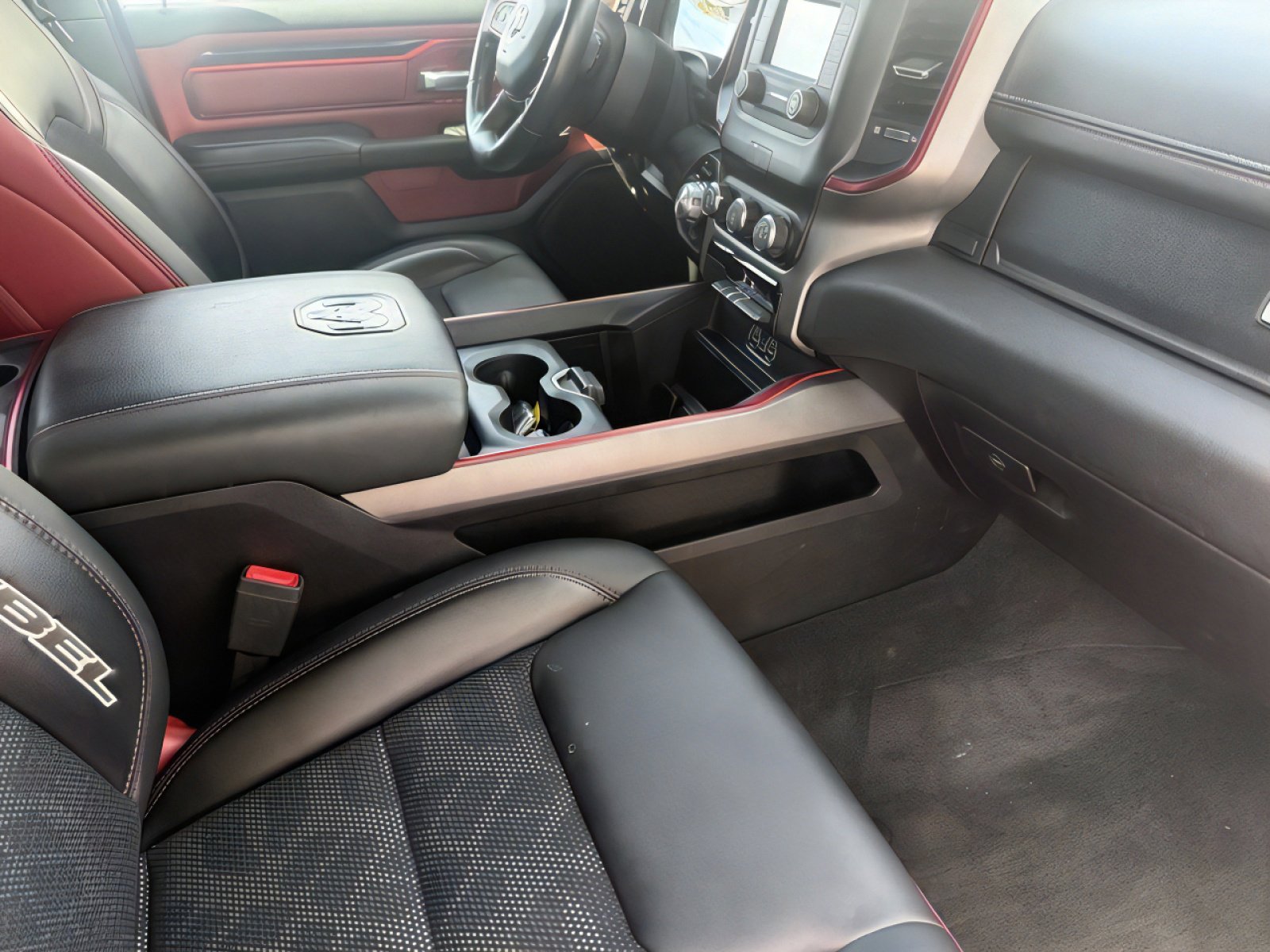 Used 2019 RAM 1500 Rebel image 12