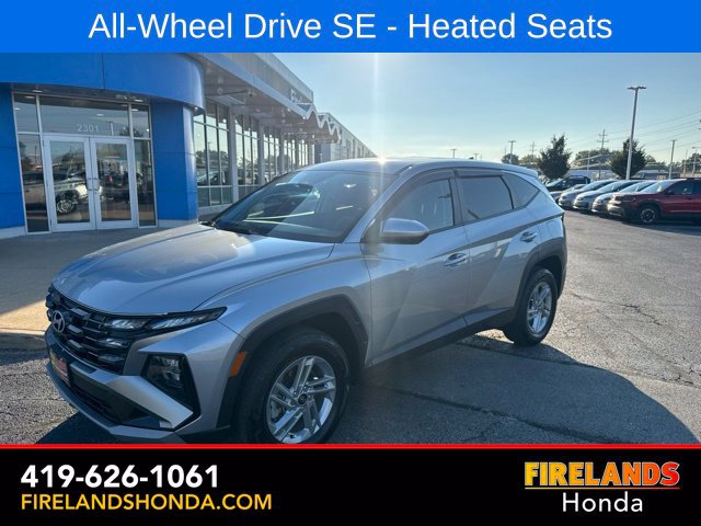Used 2025 Hyundai Tucson SE AWD/4WD image 2