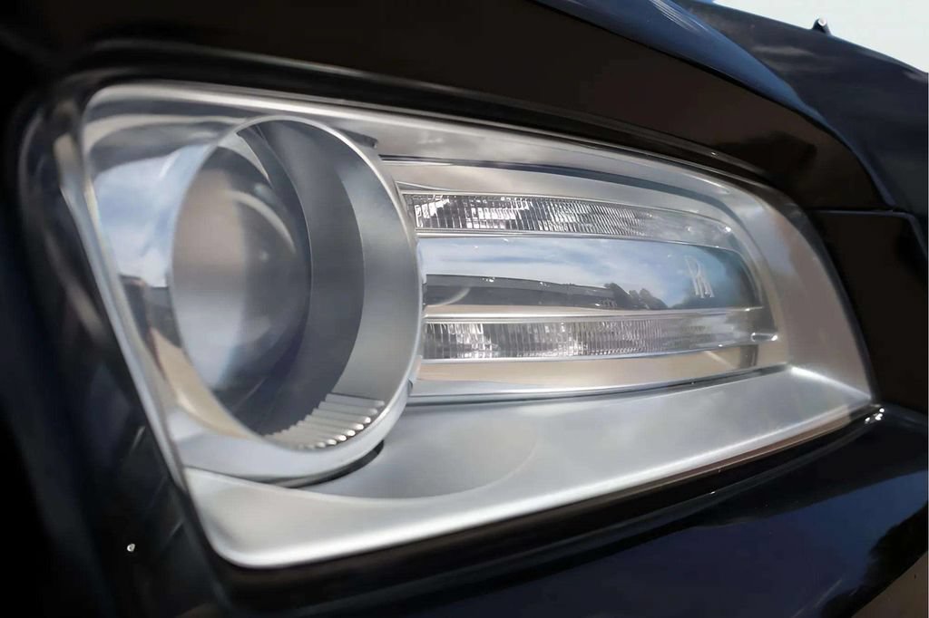 Certified 2015 Rolls-Royce Wraith RWD image 14