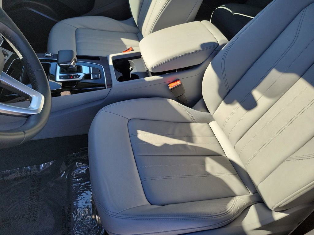 Certified 2023 Audi Q5 2.0T Premium w/ Convenience Package image 17