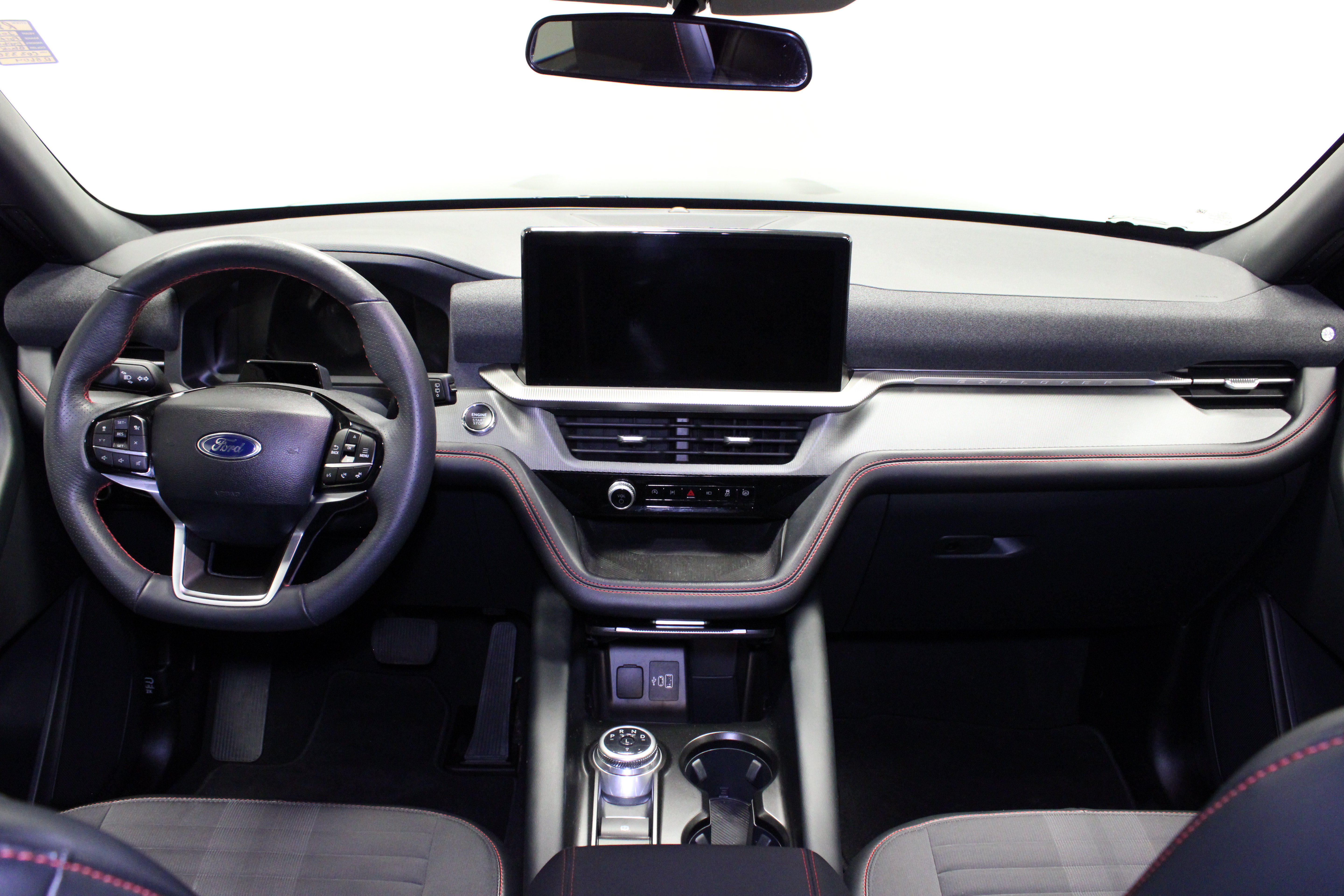 Used 2025 Ford Explorer ST-Line AWD/4WD image 22