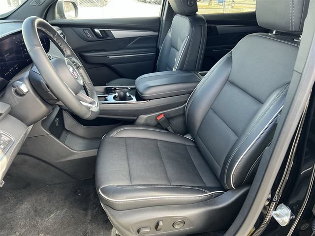 Certified 2025 Buick Enclave Preferred AWD/4WD image 16