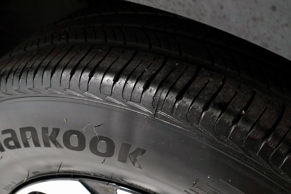 Used 2024 Kia Sportage LX image 20