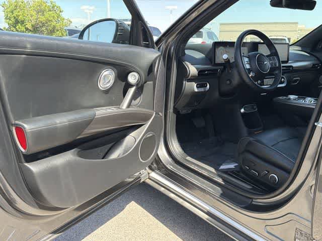 Used 2023 Genesis GV60 Advanced AWD/4WD image 10
