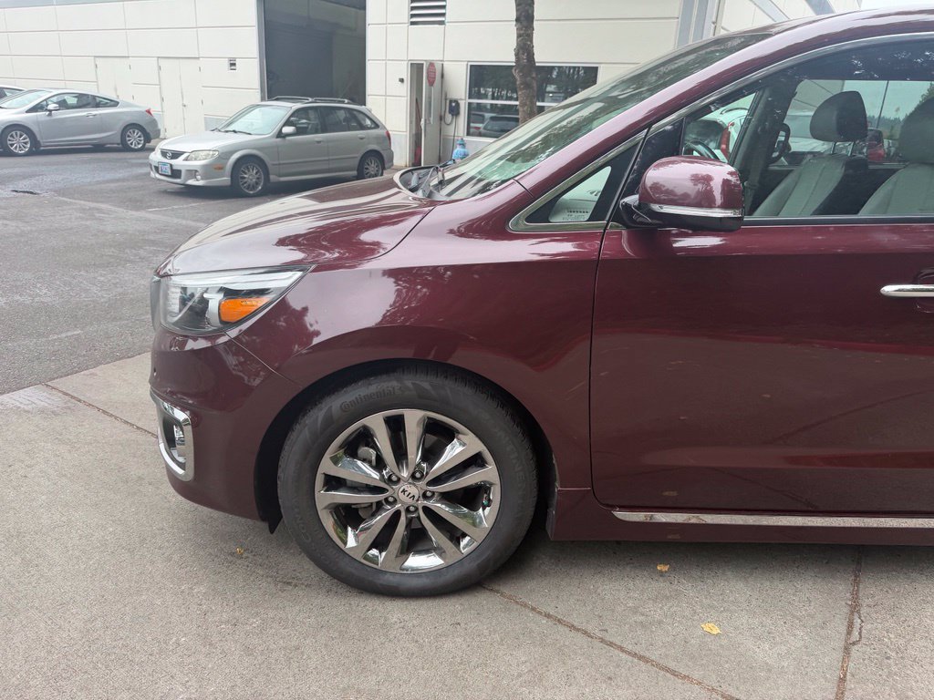 Used 2018 Kia Sedona SX Limited FWD image 8