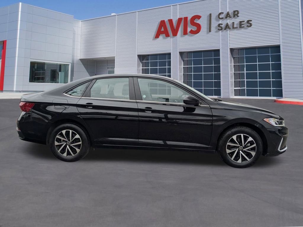 Used 2025 Volkswagen Jetta S image 7