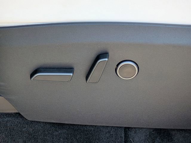 Used 2025 Tesla Model Y Long Range image 14