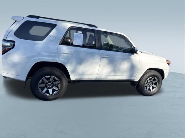 Used 2021 Toyota 4Runner TRD Off-Road Premium AWD/4WD image 10