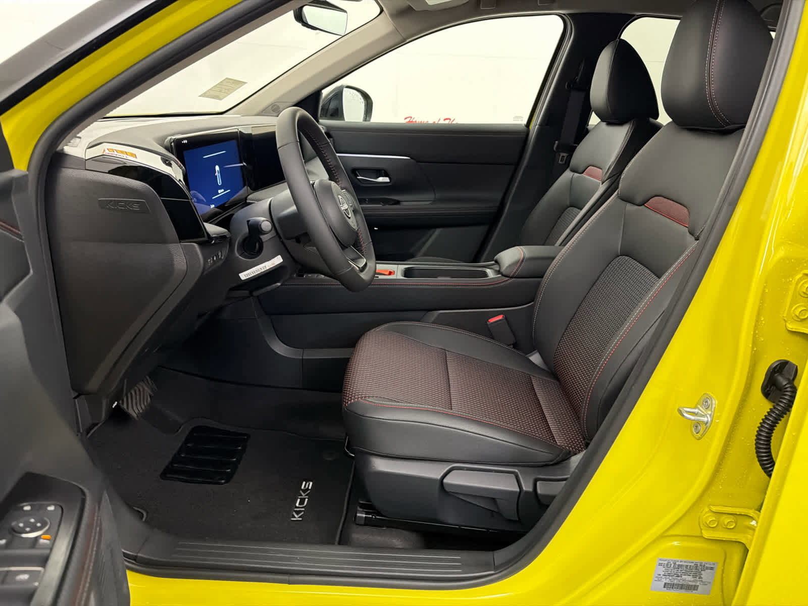 New 2026 Nissan Kicks SR w/ Interior Electronics Package FWD image 14