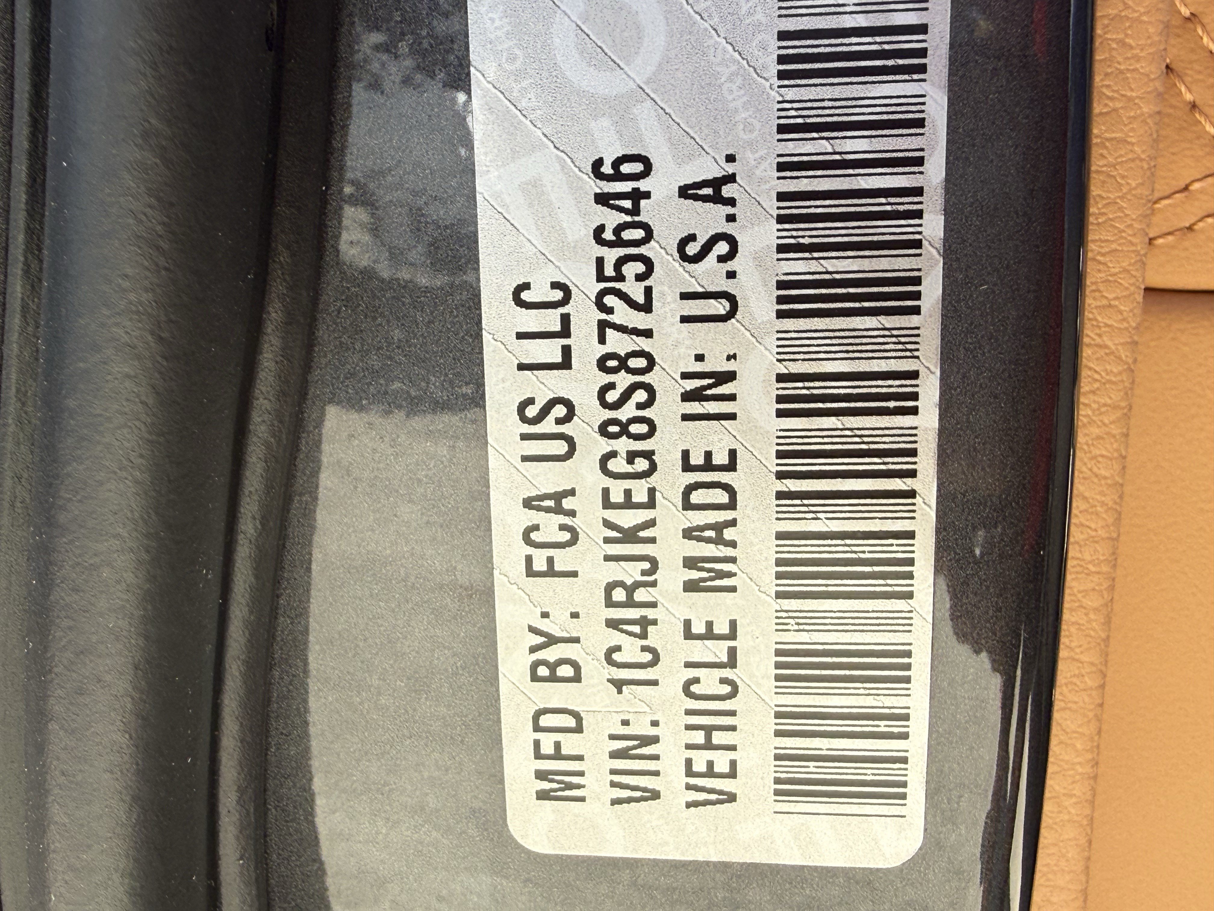 Used 2025 Jeep Grand Cherokee L Summit AWD/4WD image 36