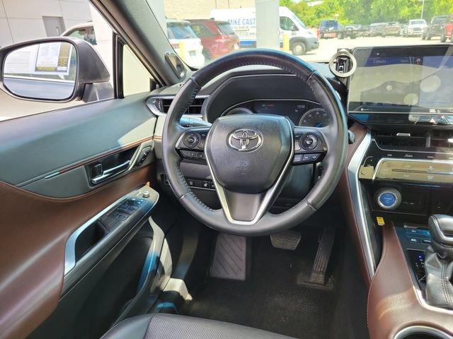 Used 2021 Toyota Venza Limited w/ Advanced Technology Package AWD/4WD image 13