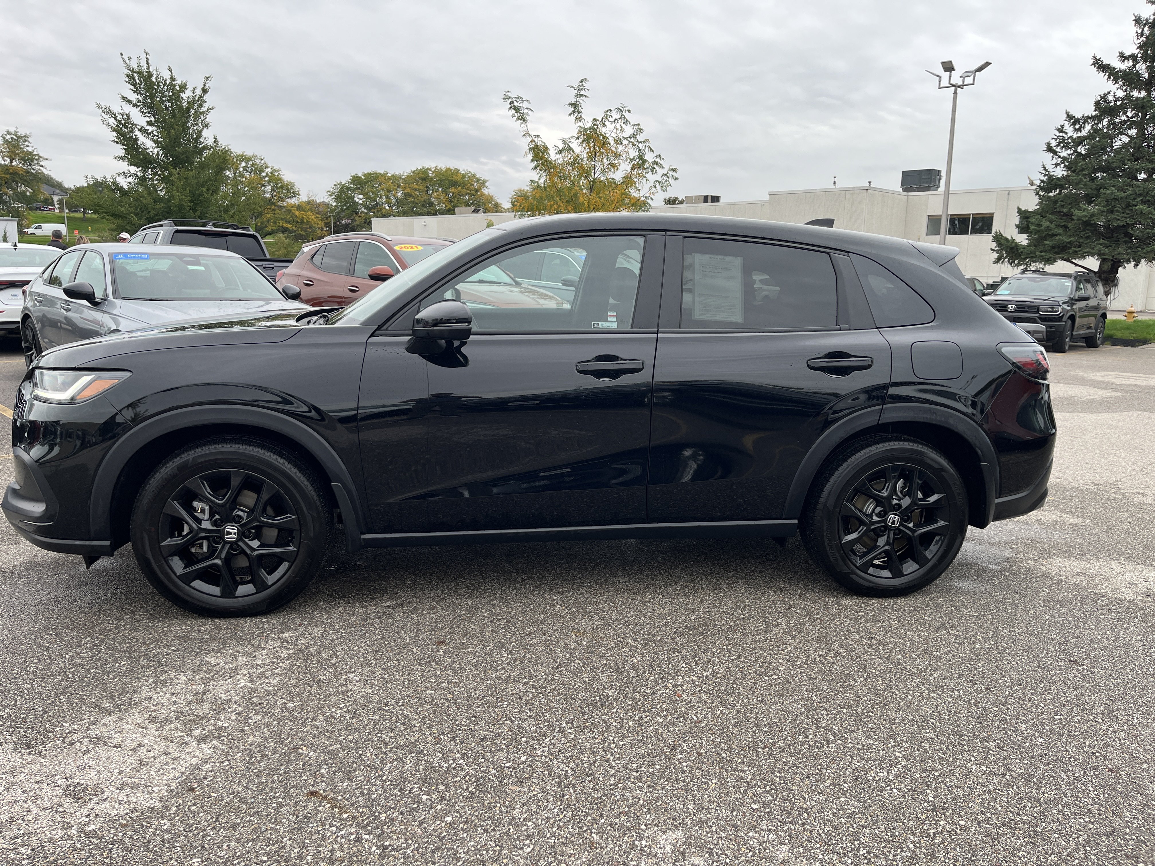 Certified 2024 Honda HR-V Sport image 7