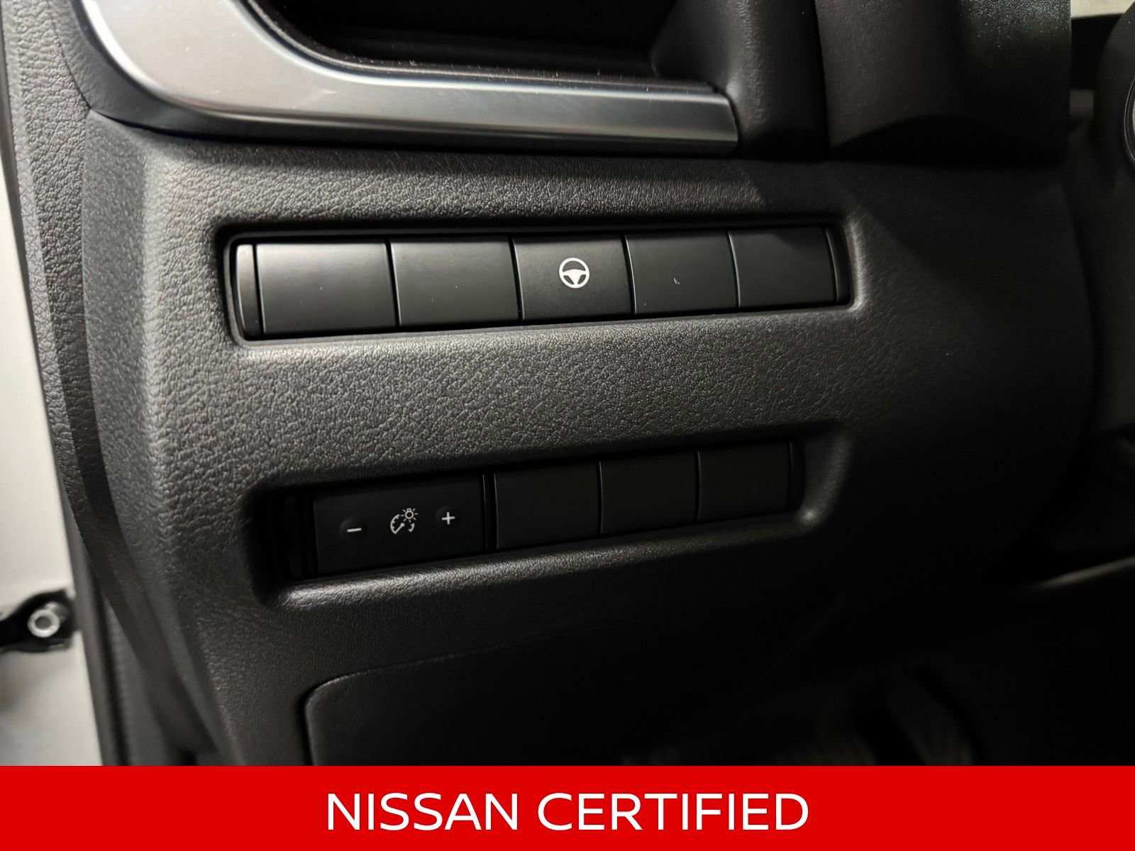 Certified 2023 Nissan Rogue SV image 26