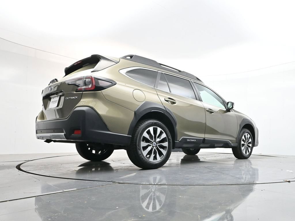 Used 2024 Subaru Outback Limited image 35