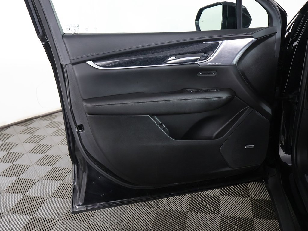 Used 2022 Cadillac XT5 Premium Luxury w/ LPO, Floor Liner Package image 24