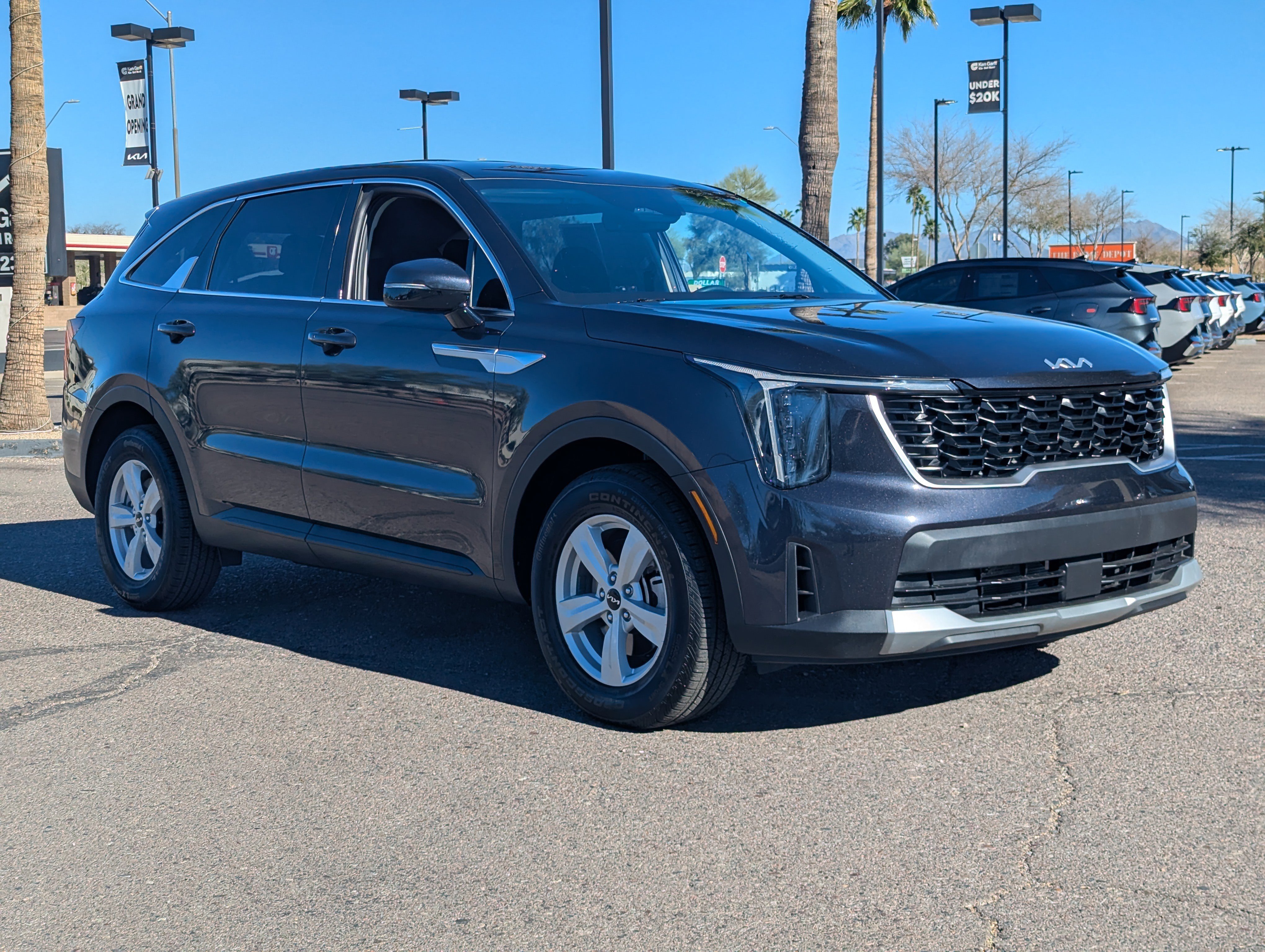 Certified 2025 Kia Sorento LX image 34