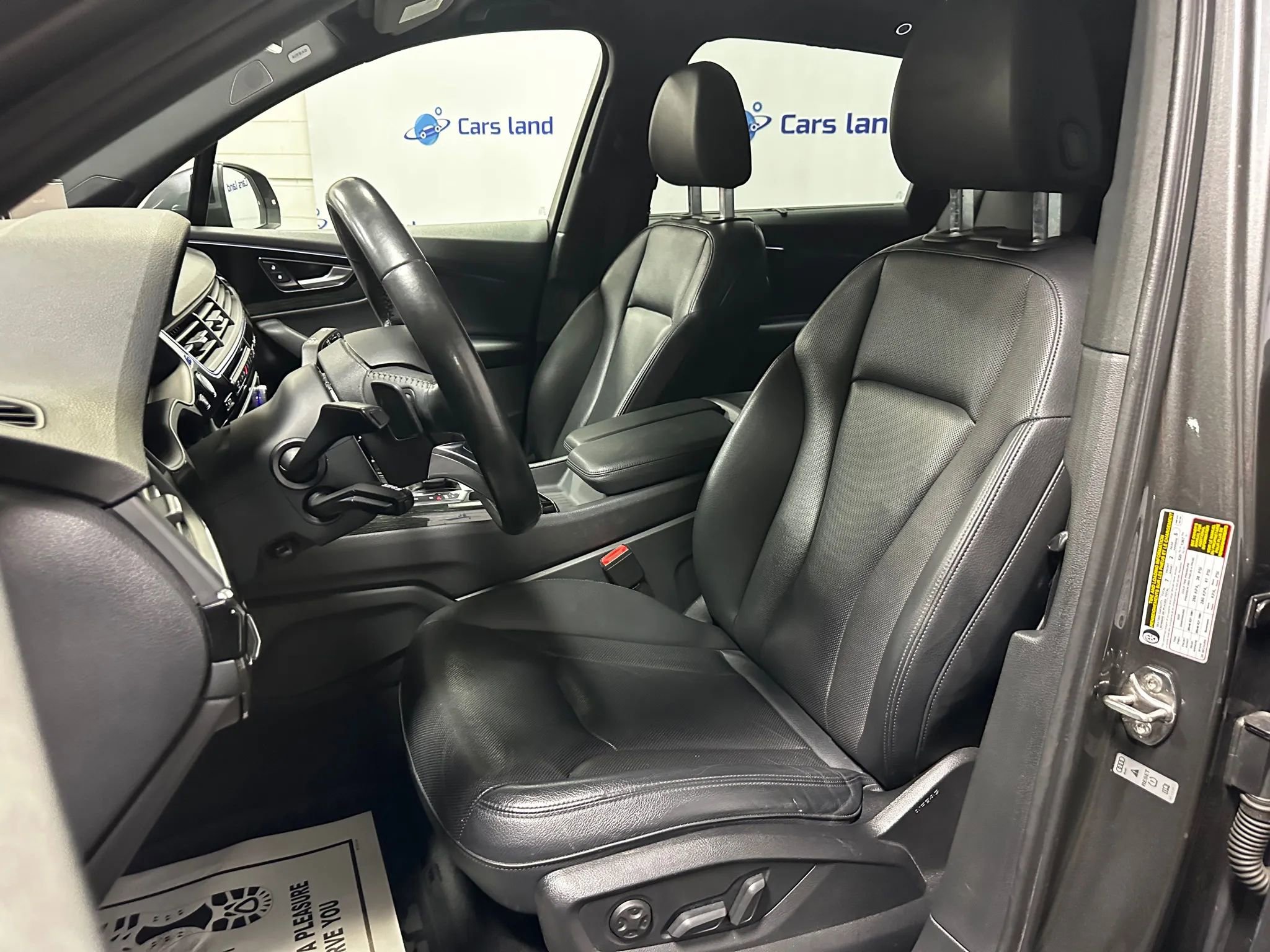 Used 2019 Audi Q7 3.0T Premium Plus w/ Premium Plus Package image 15