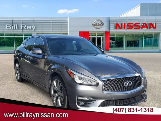 Used 2019 INFINITI Q70 Luxe w/ Sport Package RWD image 1