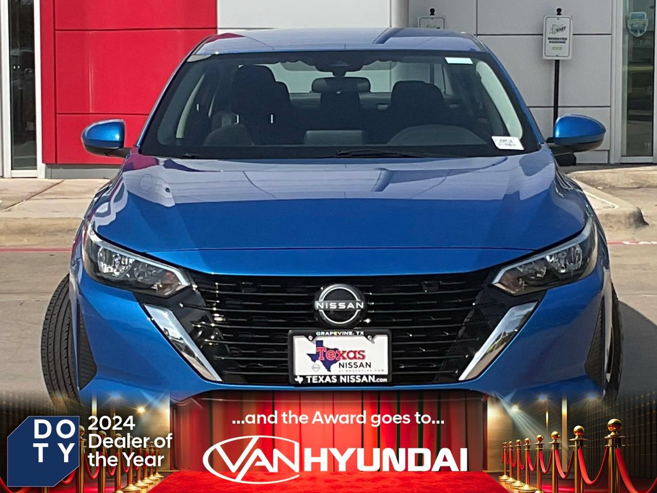 Used 2025 Nissan Sentra SV FWD image 1