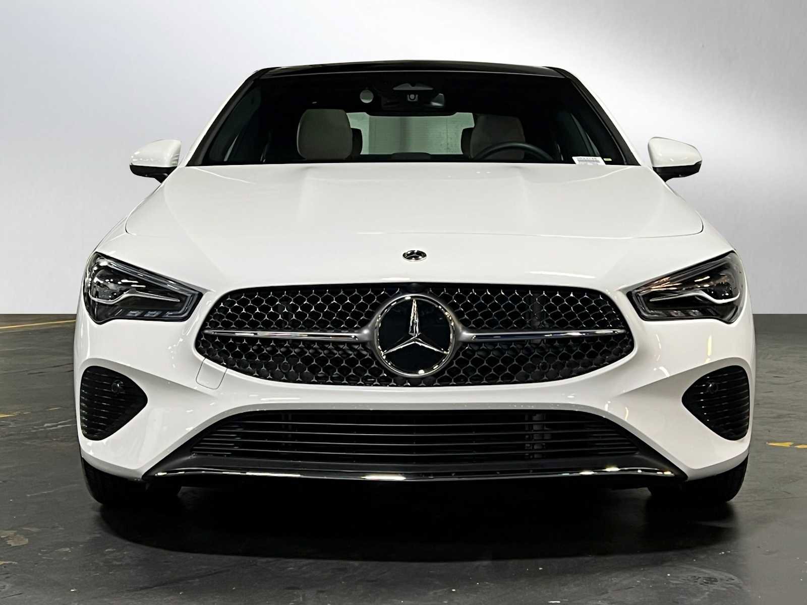 Used 2025 Mercedes-Benz CLA 250 4MATIC image 8
