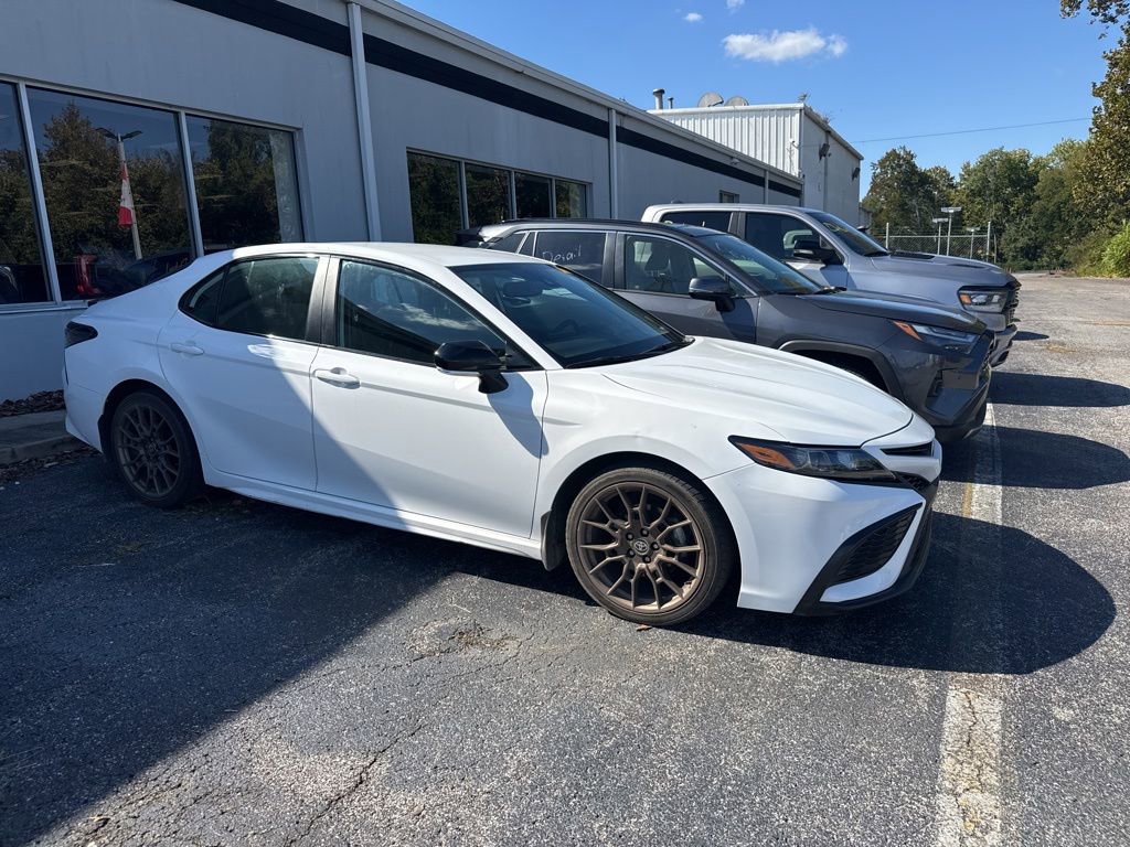 Used 2023 Toyota Camry SE