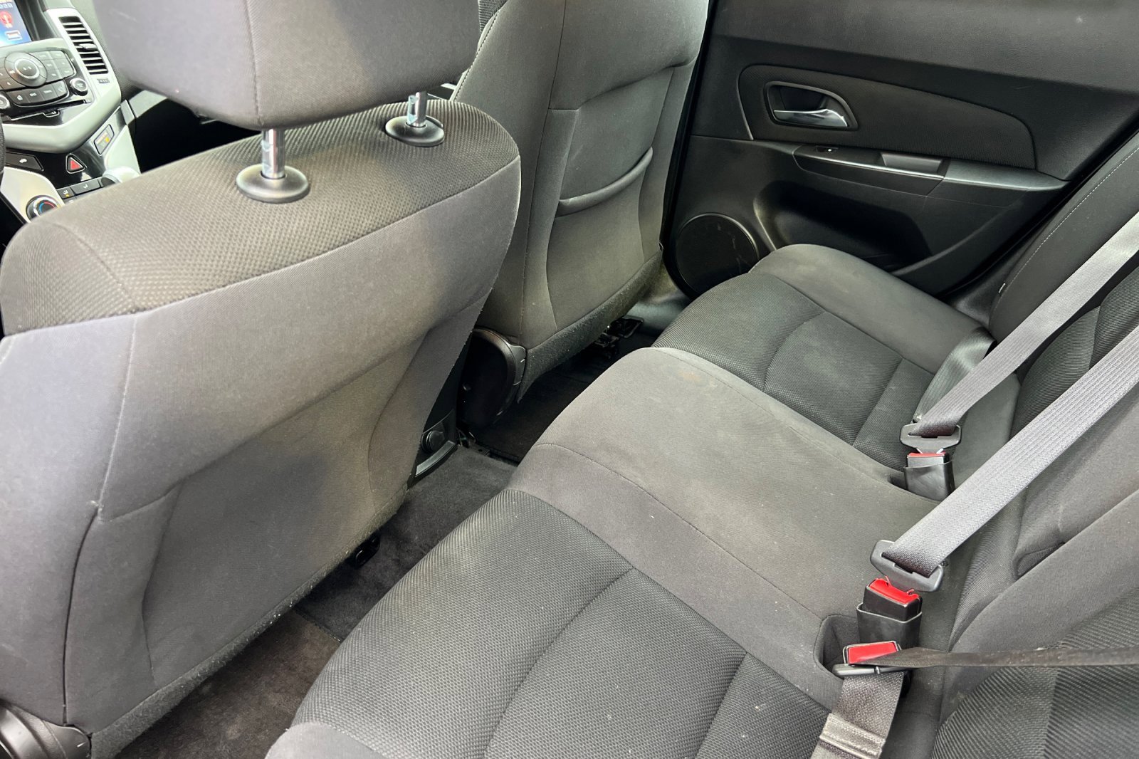 Used 2016 Chevrolet Cruze LT w/ Technology Package image 11