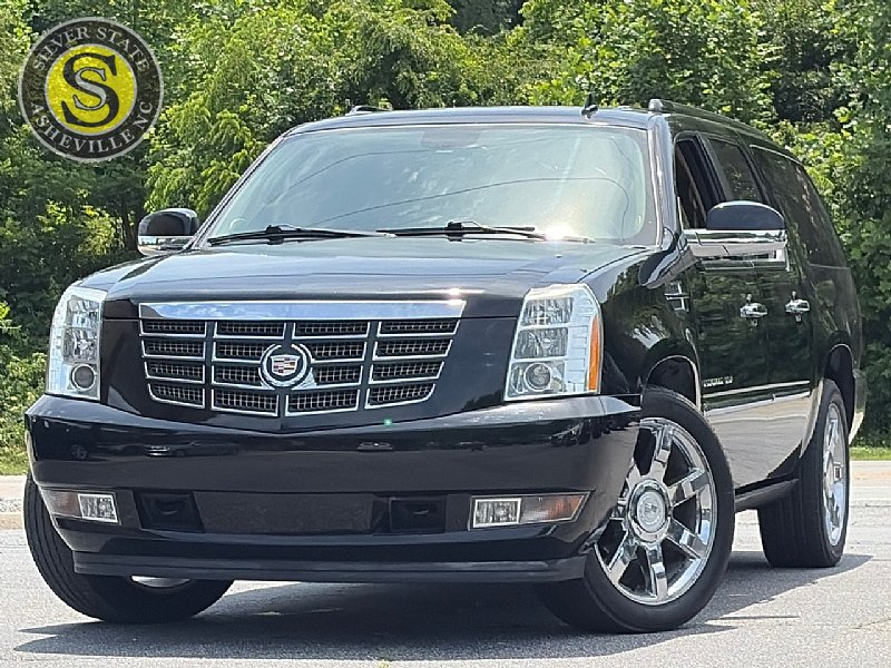 Used 2011 Cadillac Escalade ESV Premium AWD/4WD image 1