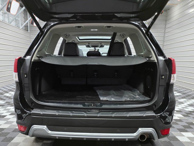 Used 2022 Subaru Forester Touring AWD/4WD image 41
