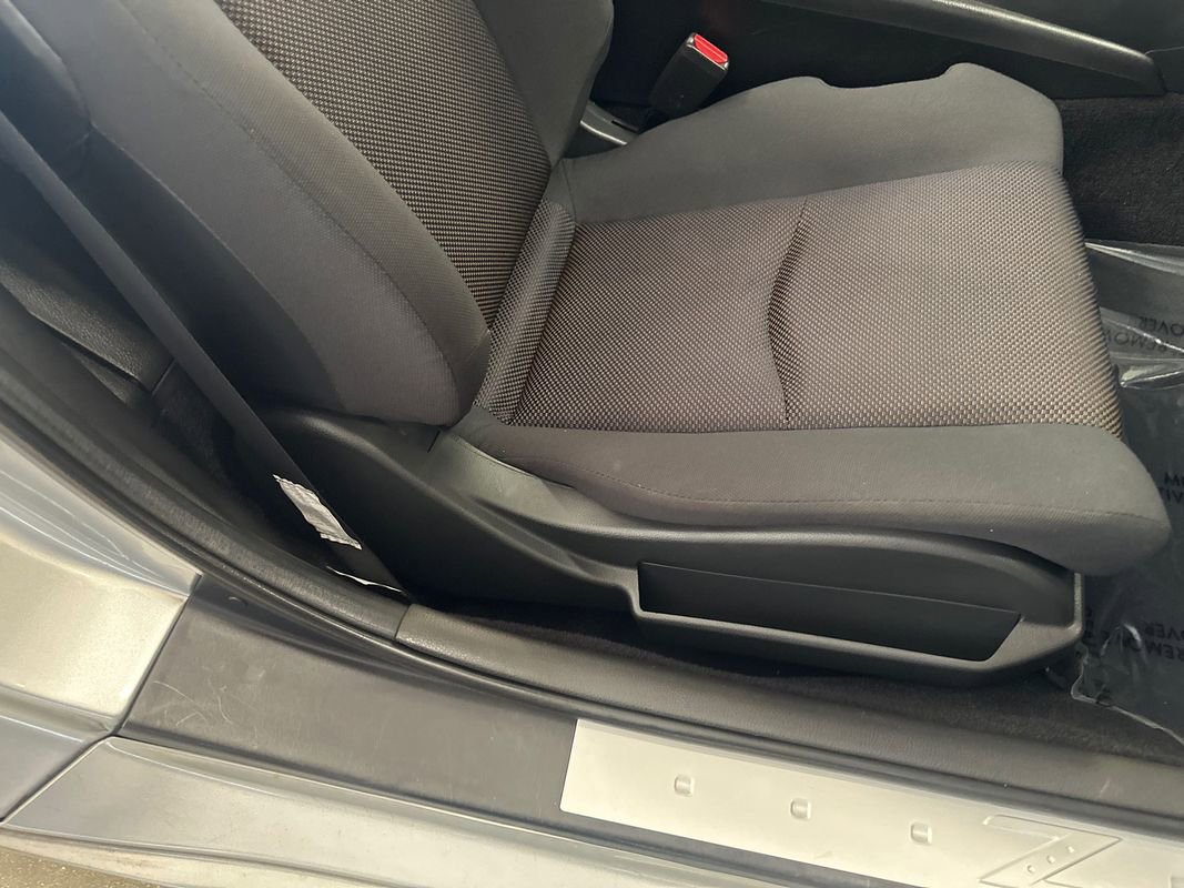 Used 2004 Nissan 350Z Enthusiast w/ Side Airbags Pkg image 77