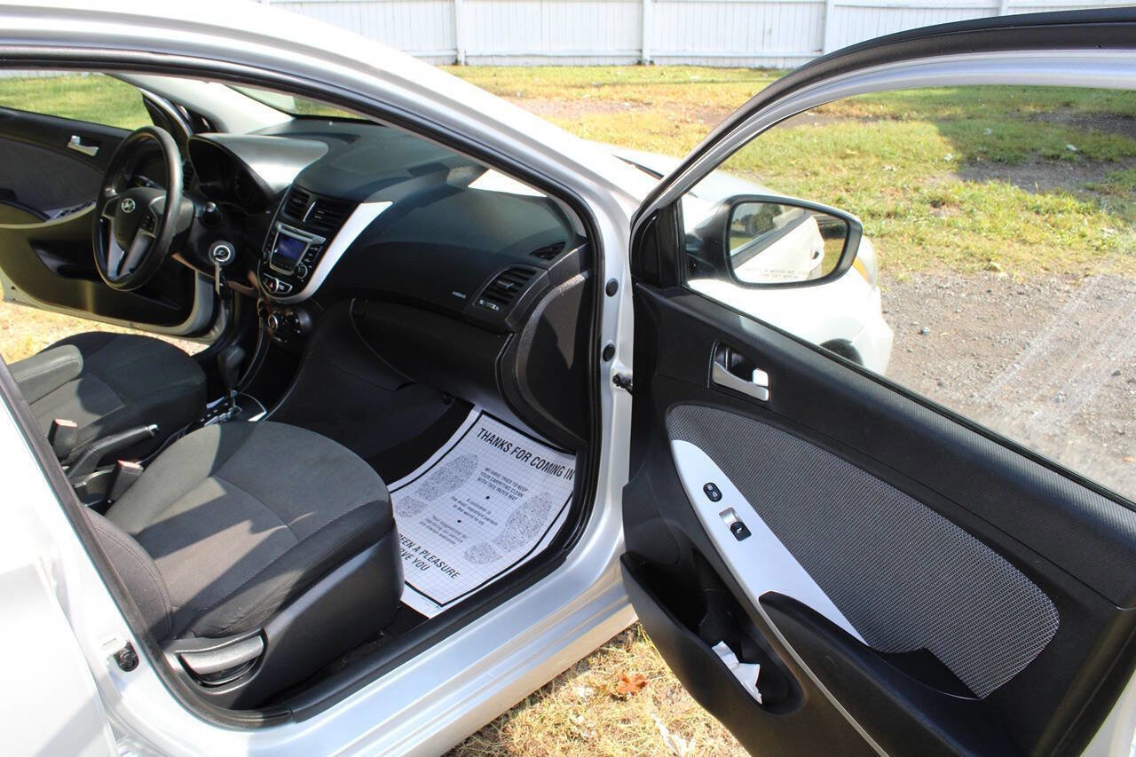 Used 2014 Hyundai Accent GS image 33
