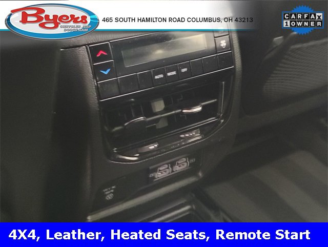 Used 2023 Jeep Grand Cherokee L Laredo image 32