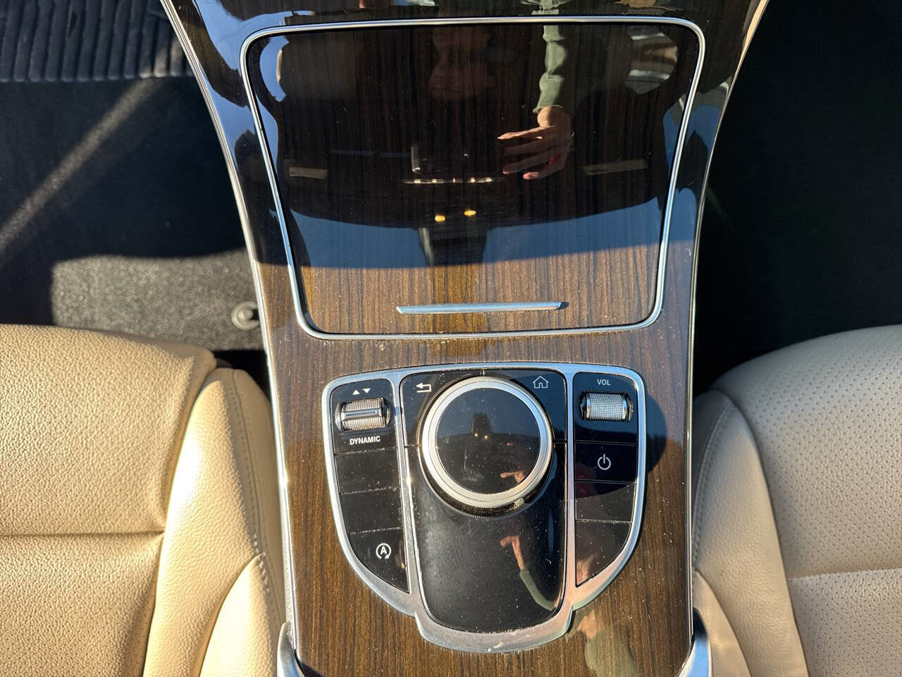 Used 2019 Mercedes-Benz C 300 Sedan image 17