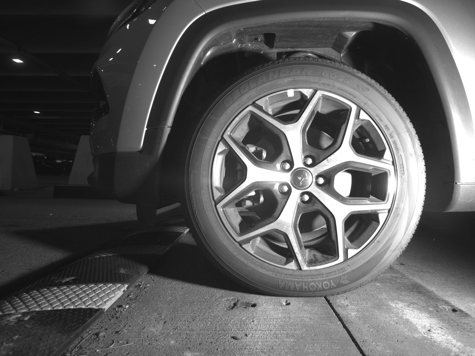 Used 2025 Jeep Compass Limited image 12