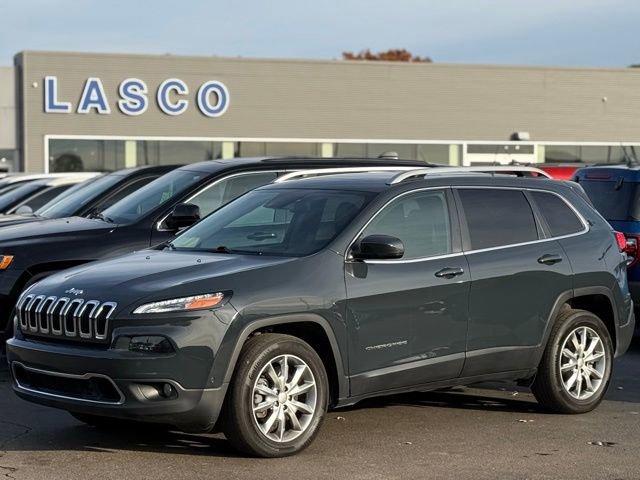 Used 2018 Jeep Cherokee Limited w/ Technology Group