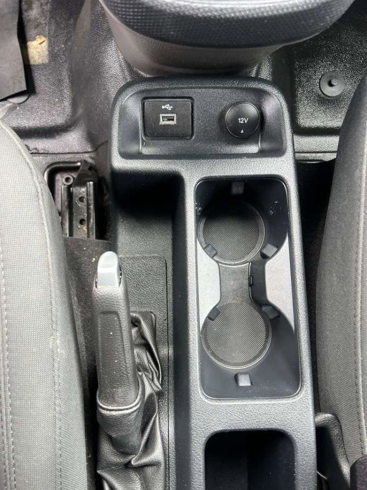 Used 2020 Ford Transit Connect XL FWD image 21