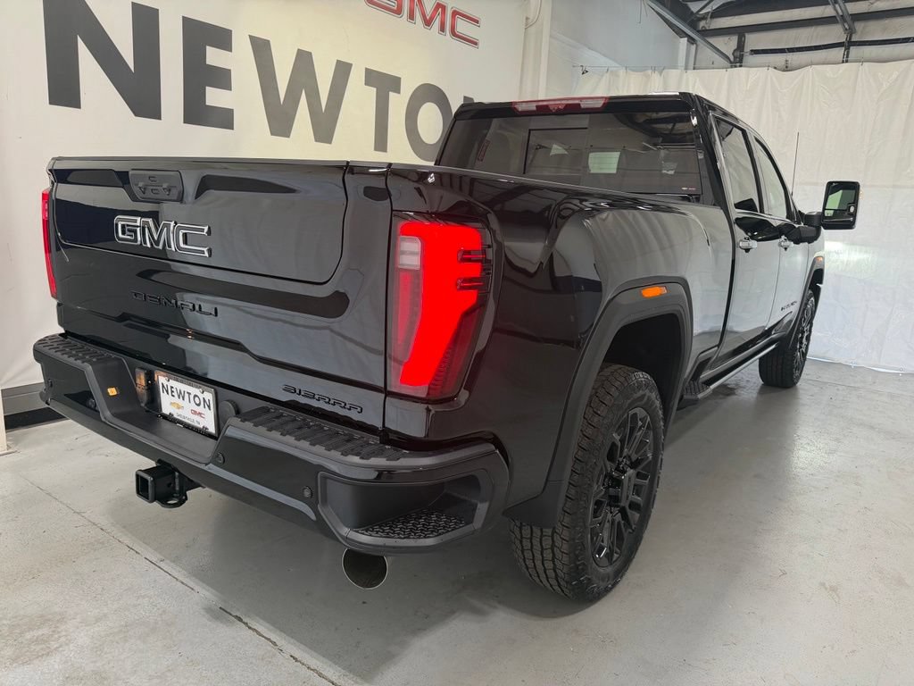 New 2026 GMC Sierra 2500 Denali w/ Denali Reserve Package AWD/4WD image 32