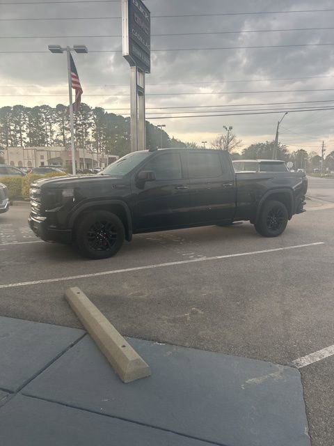 Used 2021 GMC Sierra 1500 Elevation image 1