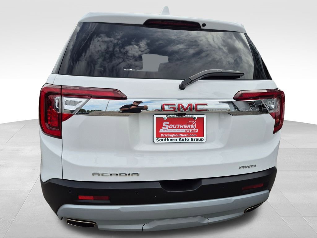 Used 2023 GMC Acadia SLE image 5