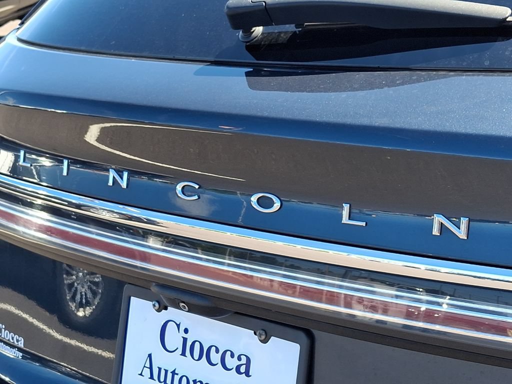 Used 2022 Lincoln Nautilus Reserve AWD/4WD image 30