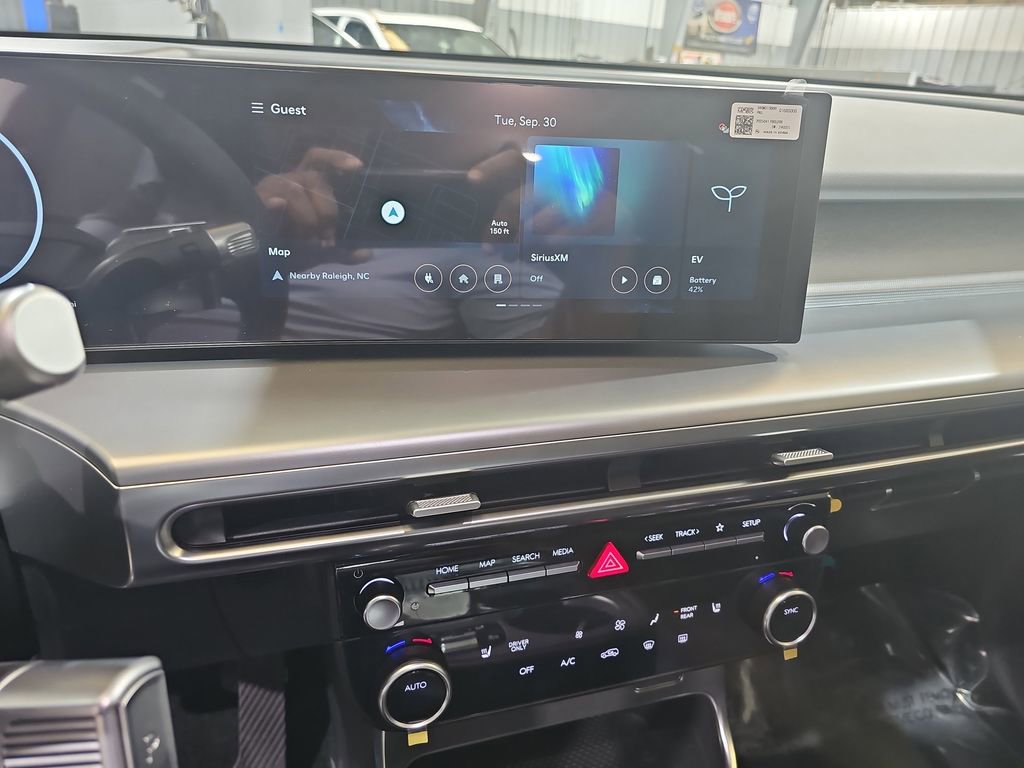 New 2026 Hyundai Ioniq 9 SE w/ Tow & Go Package image 21