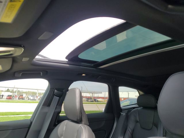 New 2026 Volvo XC60 B5 Ultra w/ Protection Package Premier image 6