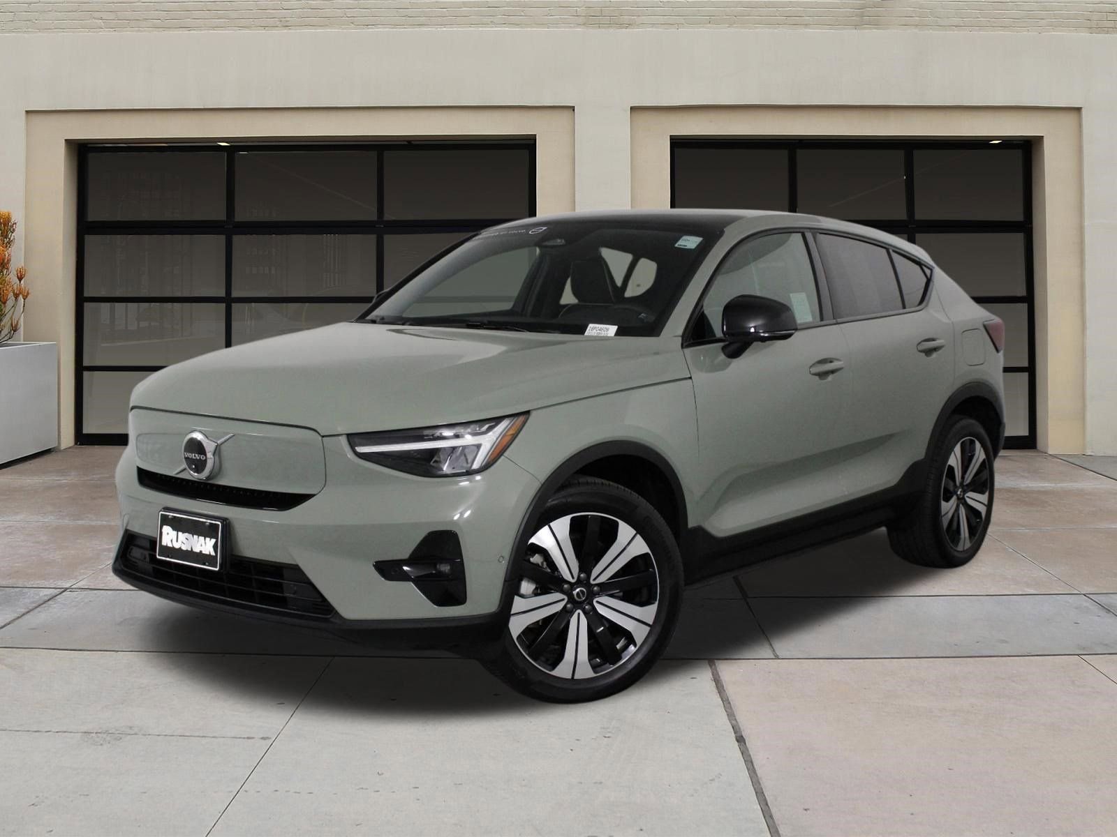 Used 2023 Volvo C40 P8 Recharge Plus AWD/4WD image 3