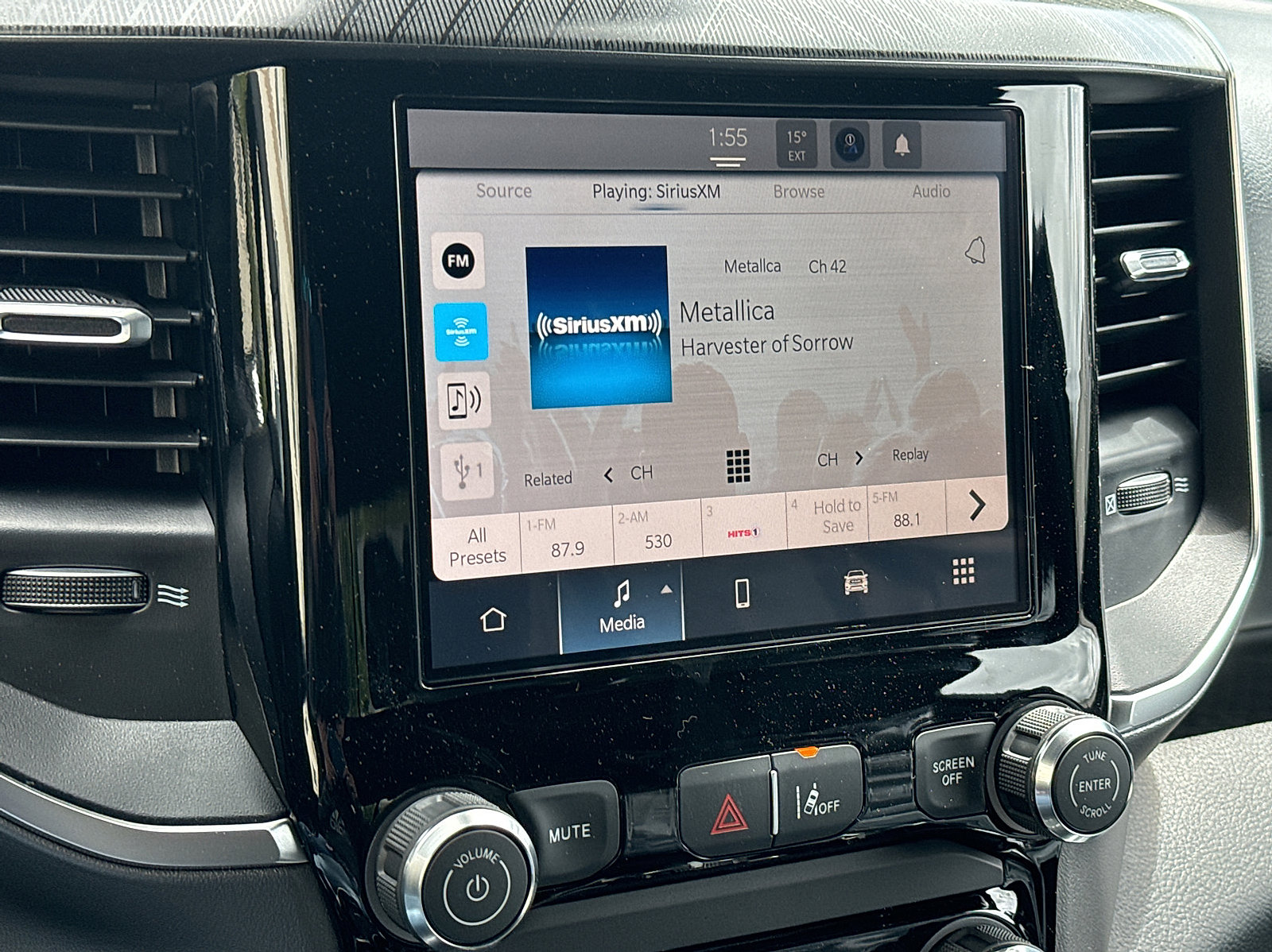 New 2026 RAM 1500 Express AWD/4WD image 12