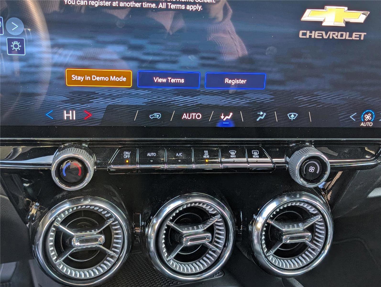 New 2026 Chevrolet Blazer EV LT image 17