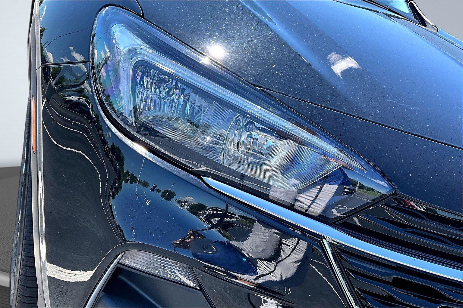 Used 2021 Buick Encore GX Select FWD image 30