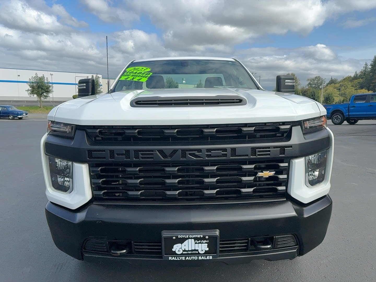 Used 2023 Chevrolet Silverado 2500 W/T w/ WT Fleet Convenience Package AWD/4WD image 2
