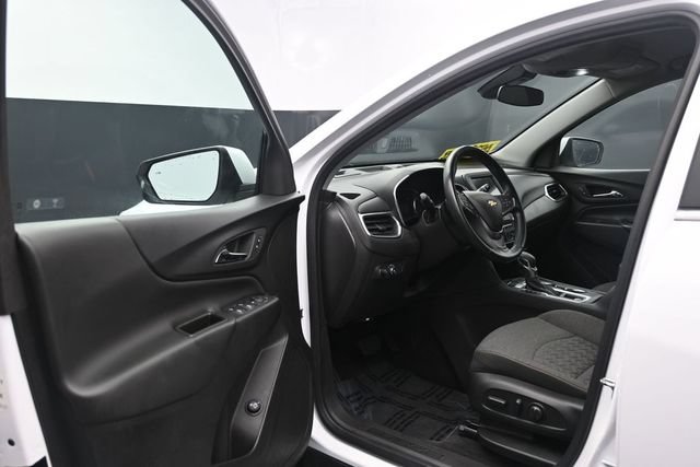 Used 2024 Chevrolet Equinox LT AWD/4WD image 12