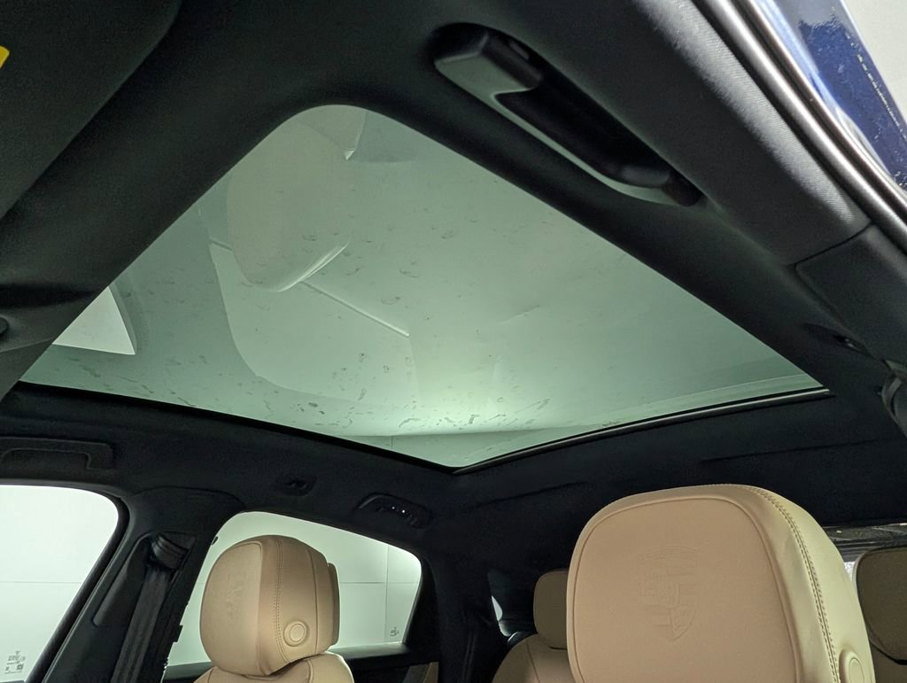 New 2026 Porsche Cayenne Coupe image 32