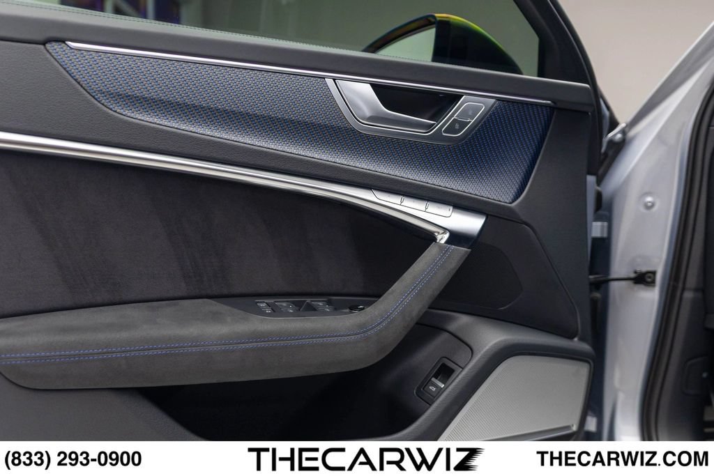 Used 2024 Audi RS 6 performance AWD/4WD image 34